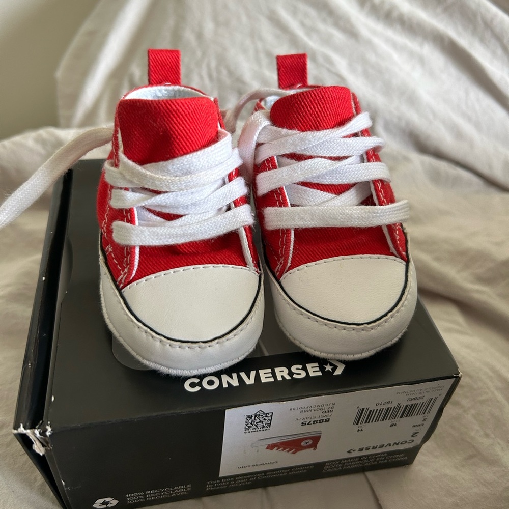 Converse toddler size 2c